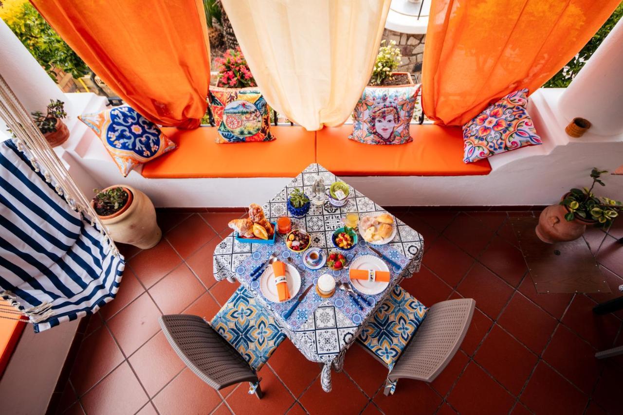 Lauricella Bed And Breakfast Lipari  Zewnętrze zdjęcie