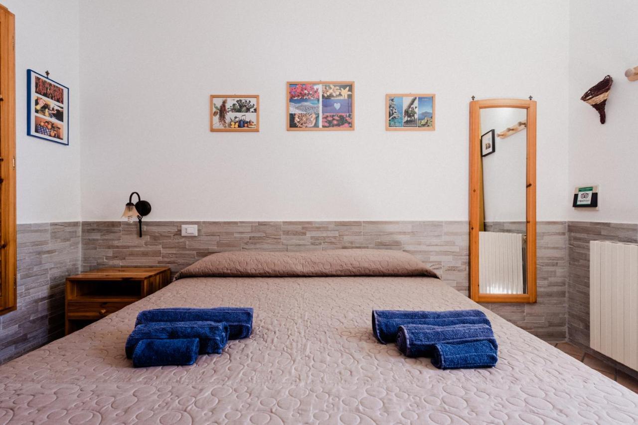 Lauricella Bed And Breakfast Lipari  Zewnętrze zdjęcie